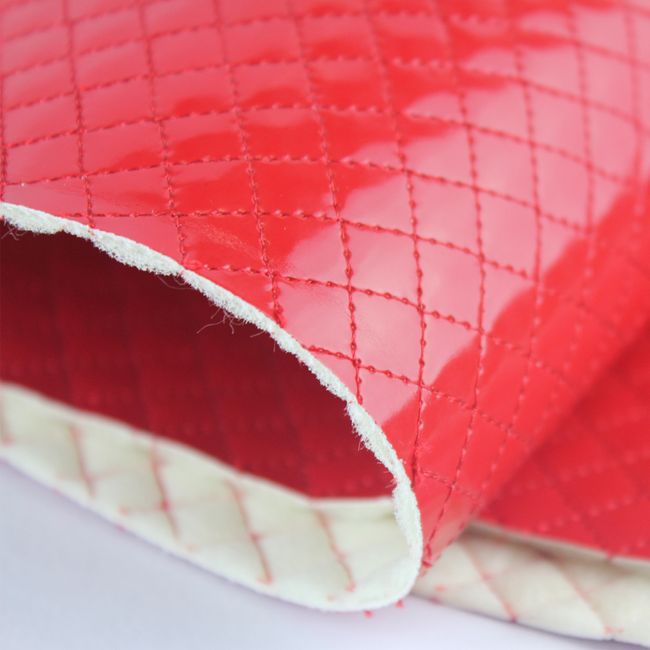 Pu-micromatelasse-lote-unico-vermelho Pu-micromatelasse-lote-unico-vermelho